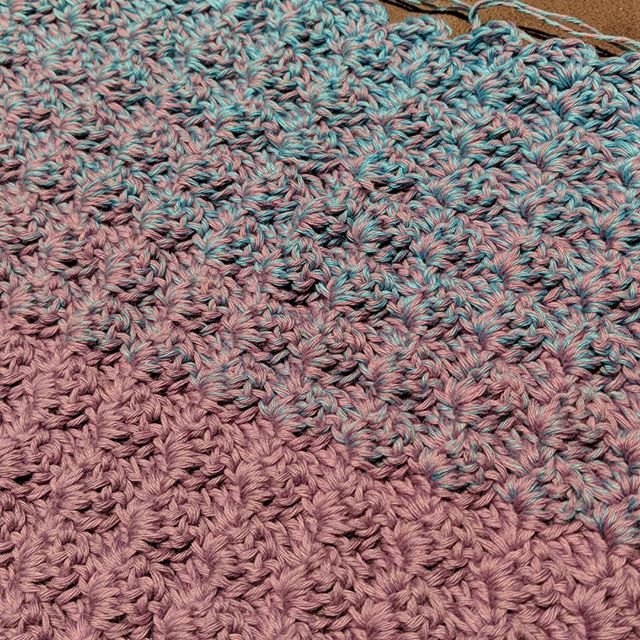 SusanDennis's tweet photo. I love this color transition. I'm not wild about the yarn. Scheepjes Whirl. I wish it was fatter, lighter and had more give. But ohhh the color is just beautiful.

#crochersofinstagram #c2ccrochet #yarn https://t.co/gH70QIkeh0 https://t.co/7Fo9AFdTPQ