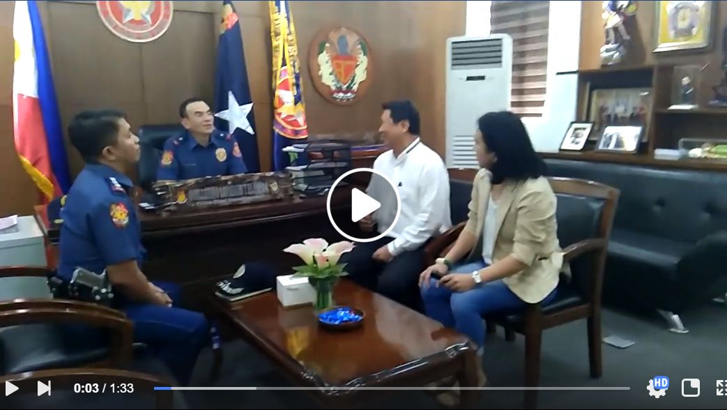 RamonTulfoII's tweet photo. Ipagpatuloy natin ang kaso ng mga nambugbog na mga pulis. Maraming salamat NCRPO PNP Regional Director Eleazar!
#montulfo #ramontulfo #IMKT #isumbongmokaytulfo
Click on the link: https://t.co/I9r9CB3qpC https://t.co/VIfbAyfx7O