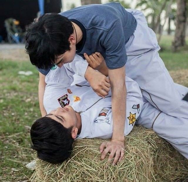 HubbyKrist0062's tweet photo. หยุดเวลา
@ooreops @stongck

#WhatTheDuckTheSeries #oatpop #oat #strongttg #pop #oreops #oreopop #wtdtheseries #Couple #Boyslove #StrongOreo
#Strong #Oreo #StrongForOreo
#jinloeofficial #jinloe https://t.co/L1d9wqnQLc