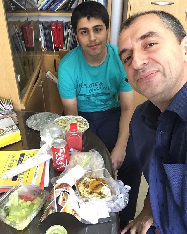 mehdi_zare's tweet photo. Lunch, Iman and myself in #IIEES , in my office 18 Aug 2018
بفرماييد ناهار من و ايمان در دفترم پژوهشگاه_بين_المللي_زلزله_شناسي_و_مهندسي_زلزله ٢٧-٥-٩٧ https://t.co/62zFrNnnSa