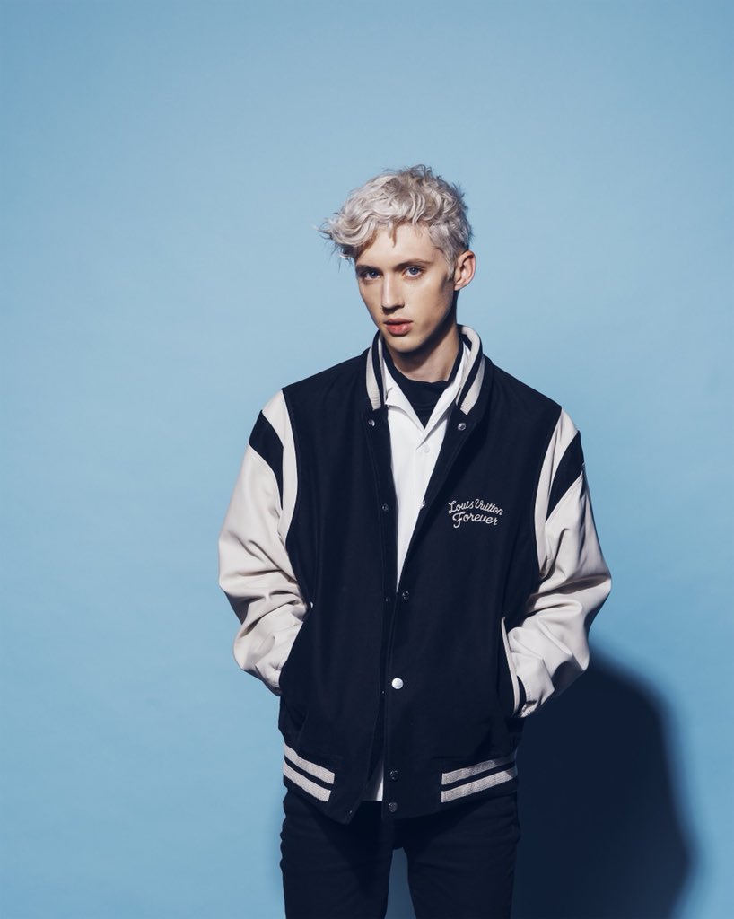 troyesivan's tweet photo. TWO WEEKS TILL BLOOM WE ARE IN OUR FINAL DAYS (pics by @JamesBrickwood for @smh) https://t.co/hNnobsDDZi