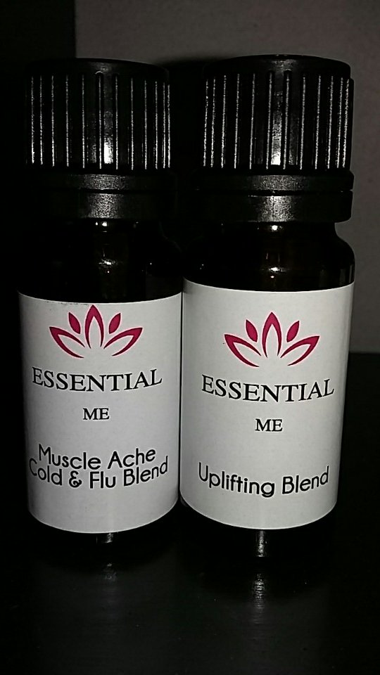 EssentialMeSO's tweet image. To ward off colds and coughs and lift the spirits, stock up on essential oils @rathcormac #foodandcraftmarket today 10-3.m.facebook.com/story.php?stor…