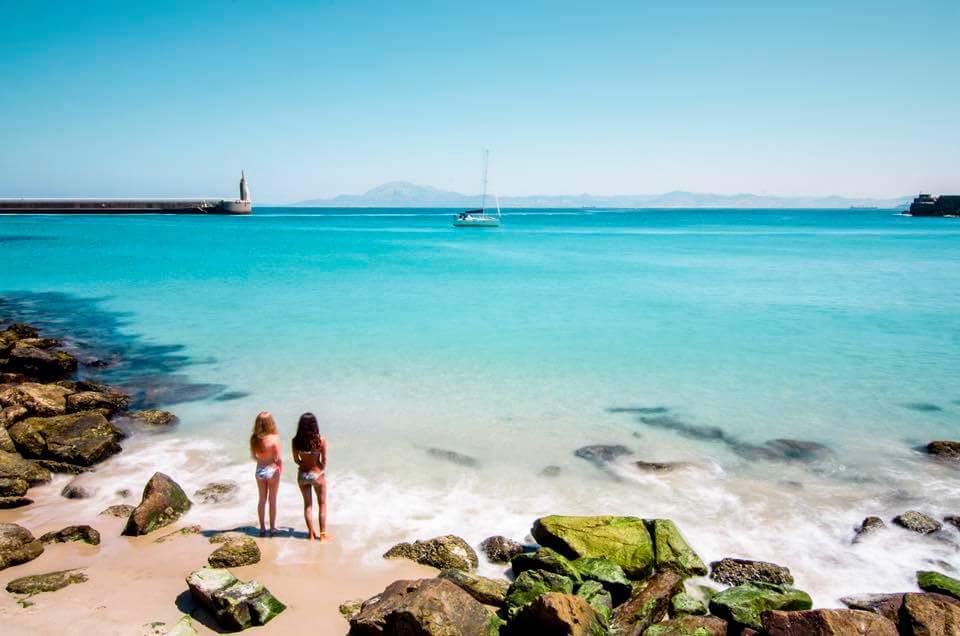 FACTORYROOMS's tweet photo. #Paraiso #Factoryrooms en #Tarifa y #Barbate.  Te lo vas a perder ? . Reserva en https://t.co/VYxiaSJ19W 
#Vive el #Verano2018 .

@FACTORYROOMS @Portalferry @hostelworld_es @bookingcom https://t.co/eYY6wp2YD1