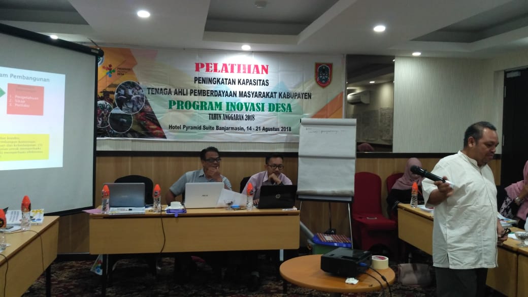 udindani18's tweet photo. Pelatihan TA-P3MD Kalsel Program Inovasi Desa
#PIDKalselOke
#TPPIKalsel
#TPPIHSS
@jokowi
@EkoSandjojo
@anwsanusi
@taufikmadjid71
@fachrilabalado
@yossie_yassiana
@FAI_88ku
@masmugyganteng
@kpw3_kalsel https://t.co/amh929QkSL