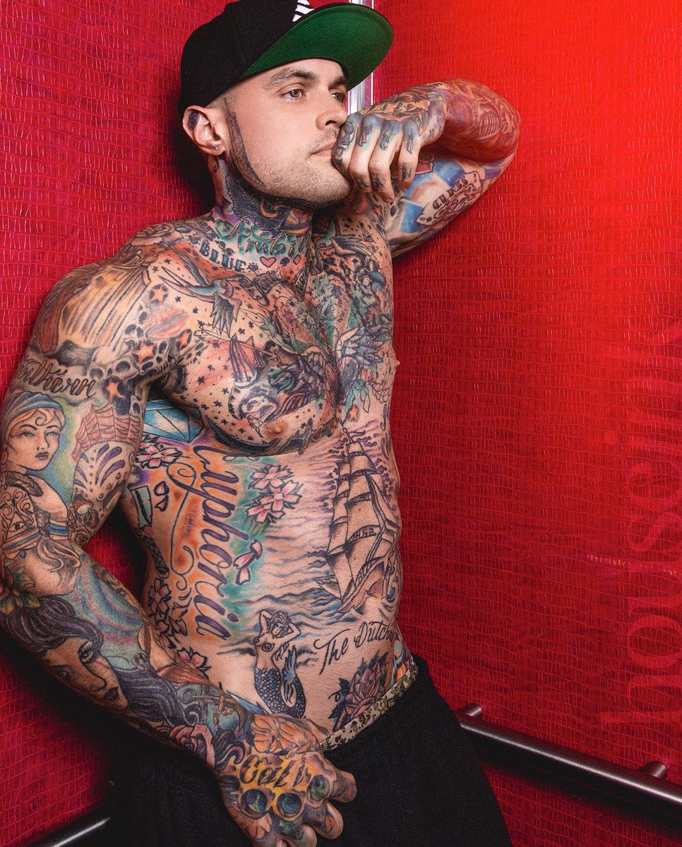 houseink's tweet photo. #FlashBackFridays with @tattooedjesus in #Vegas two years ago #ElevatorConfessions #DutchMan #TattooedJesus #VegasBound @bpi_sports Athlete @sullenclothing @kaseyhill__ #PersonalTrainer https://t.co/eT4d00czzc