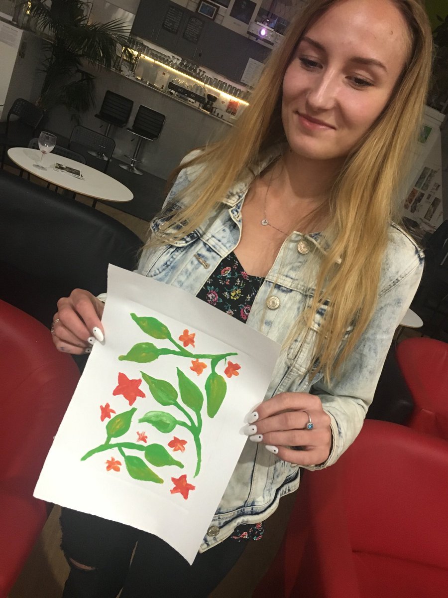 GoCreateTaunton's tweet image. #monoprinting with @adgros @GoCreateTaunton #CreativeClub @CICCICTaunton #creativenetworking #arts #artistscollaborate #taunton #Somerset #creativeJourney #free