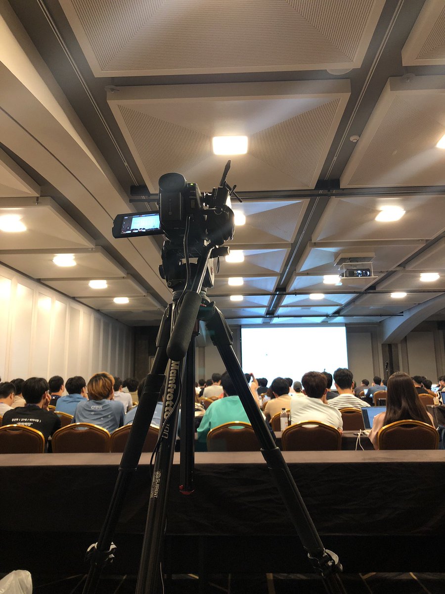 hannJS's tweet photo. ์ค๋์ ์ธ์
๋ ์ฝ๋
#pyconkr #pyconkr2018 #volunteers https://t.co/BzC3HBR6cO