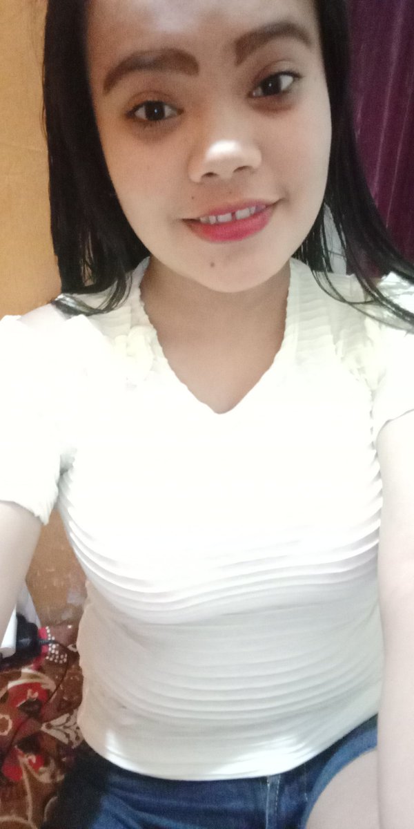 Dellapu80415173's tweet photo. Udah mandi, Jadii seger https://t.co/7OQUqdAbnU