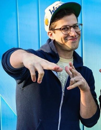 Happy birthday to Andy Samberg, a really talented guy who doesn\t actually age 