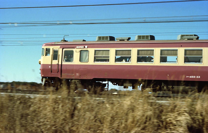 会津若松発上野行きの午前中の列車ですが、列車名は急行「まつしま