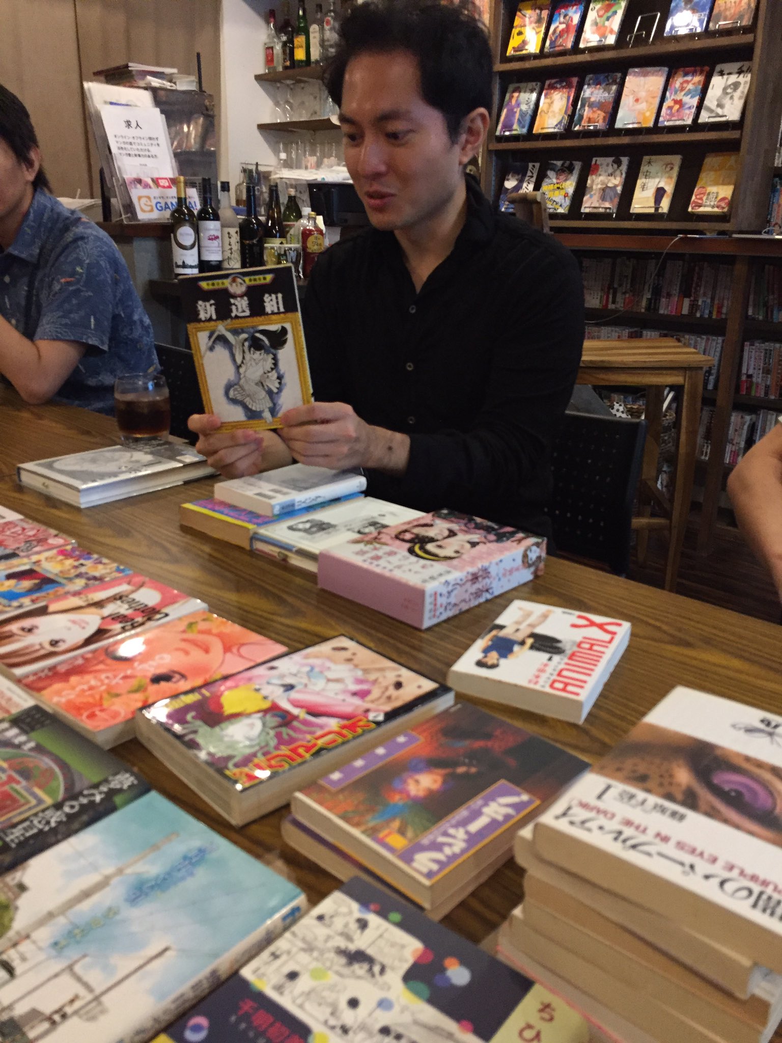 三田たたみ 店長 王カノ連載中 A Twitter マンバ読書会 ついにスタートしました 今回は少女漫画回 まずはトリガー 店長から 少女漫画の歴史講座が えっこれすごい 少女漫画好きはぜったい聴くべき ちなみに日本一古いbl漫画 ブロマンス は