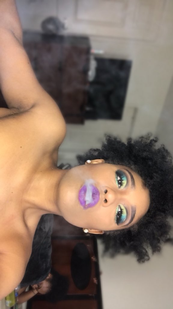 me_chee's tweet image. Wig/No Wig😲🤩😩🐠 
#maybellinesuperstay #covergirlloosepowder #lagirlproconcealer #hardcandycosmetics #nxycosmetics #salonperfect #morphe #upcomingmua #undiscoveredmuas #makeupforblackwomen #makeupmelaningirls #makeupforwomenofcolor #apsu20 #apsu21 #apsu22 #apsu19 #apsu18