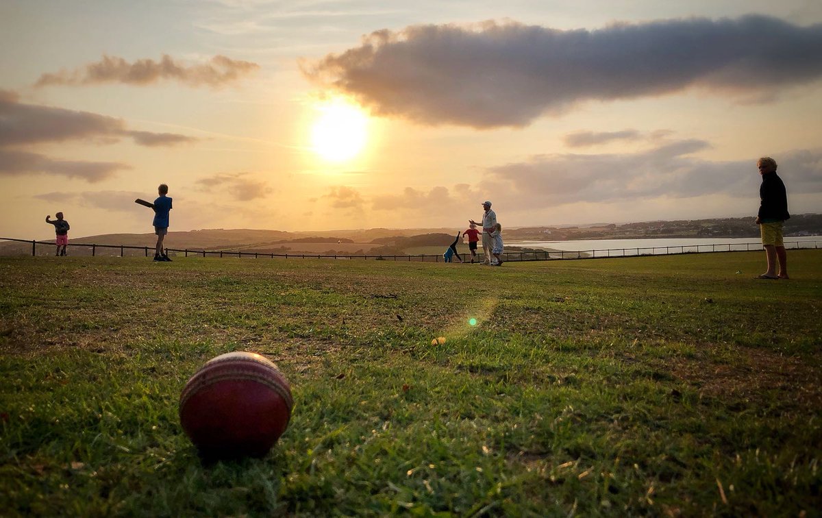 SRamblersCC's tweet photo. Winning draw at Mount Edgcumbe day 2 on Tour! Is there a more beautiful ground in the country? #cricket #SRCC https://t.co/Fnw219wTHv