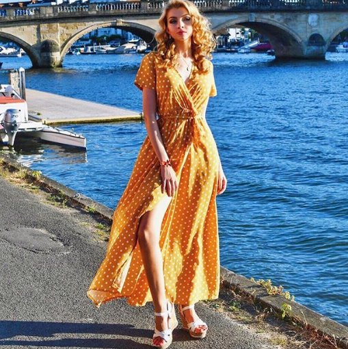 Moda_Shoes's tweet photo. Itโs the weekend! Need some style inspiration for Saturday? Steal @ccmasonrlly on Instas style here https://t.co/BQwhya8NpL. Sheโs giving us serious boho-vibes. Tag your Moda style with #mymoda. https://t.co/JQb9Eg03K4
