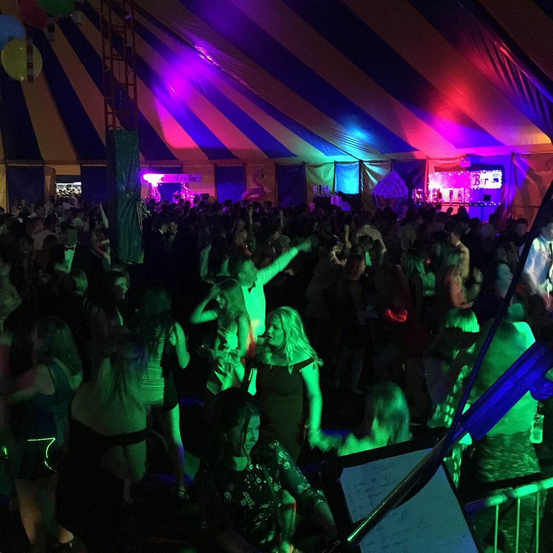 MirrorBallLive's tweet photo. Such a fun night with all our friends @RadnorYFC Thanks so much for partying with us again. https://t.co/hQ8qpsuFwk