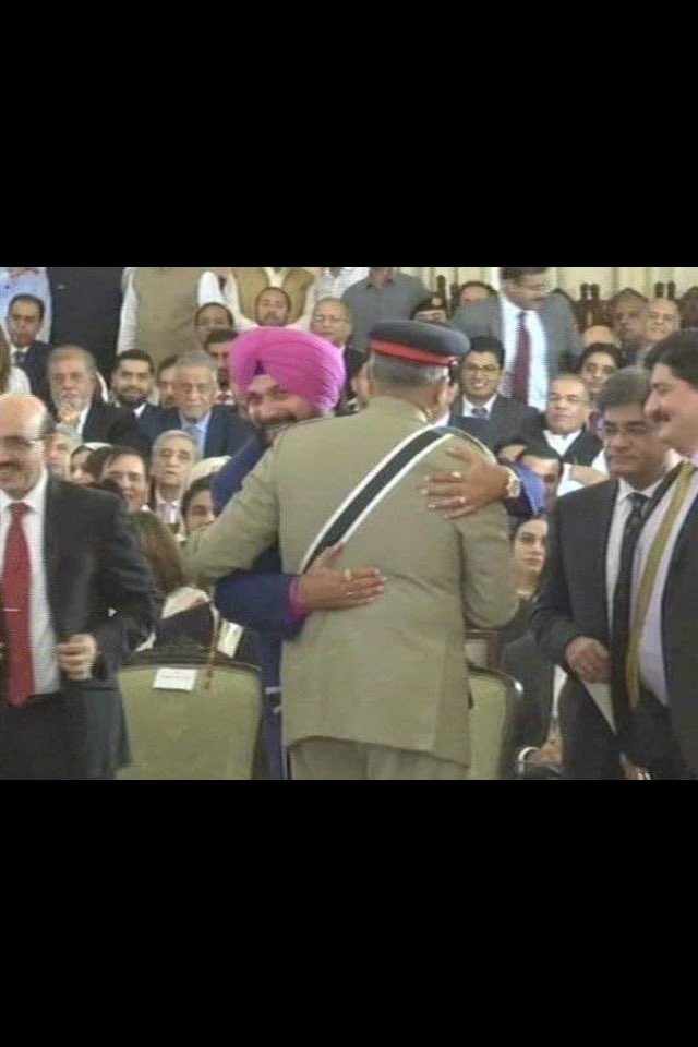 THANKS SIDHU SAHAB FOR COMING PAKISTAN ...  
You make our day ...  thanks for Such a positive step for the unity of #INDIAANDPAKISTAN