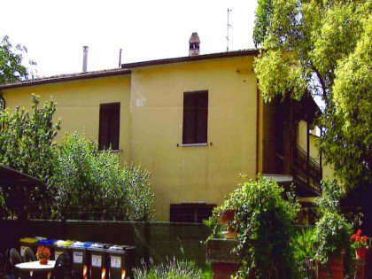 IvgUmbria's tweet photo. SPOLETO (PG) FRAZIONE SAN GIACOMO - VIA IRLANDA 8 piena proprietà immobiliare 1/1, appartamento indipendente di civile abitazione con corte esclusiva di vani 10
Prezzo base €:  130.000,00oltre oneri di legge                        
vendita Mar 04/09/2018 10:30
TribunaleSpoleto https://t.co/Slw5M0Jeyn