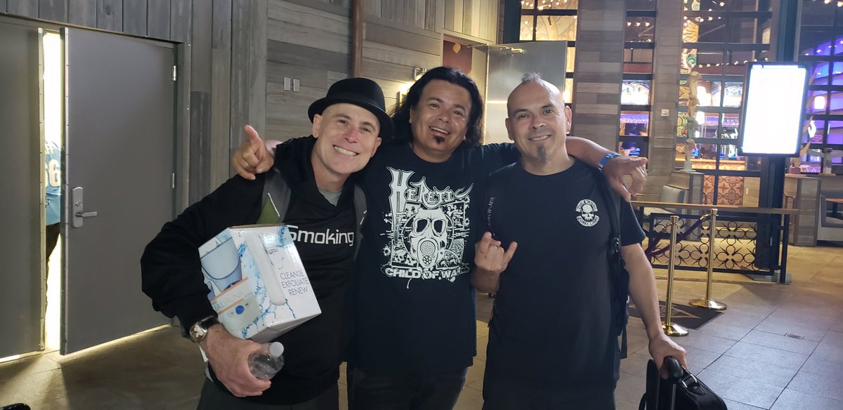 HERETICMetal2's tweet photo. Heretic and Armored Saint! Kick ass show tonight! https://t.co/YxCwZpW88u