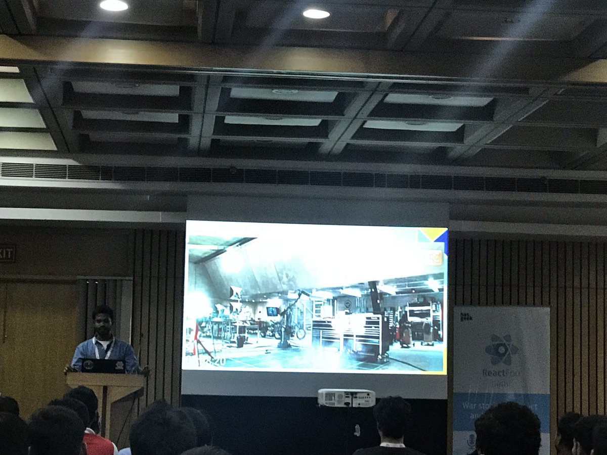 HarshitPurwar's tweet image. Done with development and performance etc etc now what about deployment, when it goes wrong. This happens. @vaibhav7779 #ReactFoo