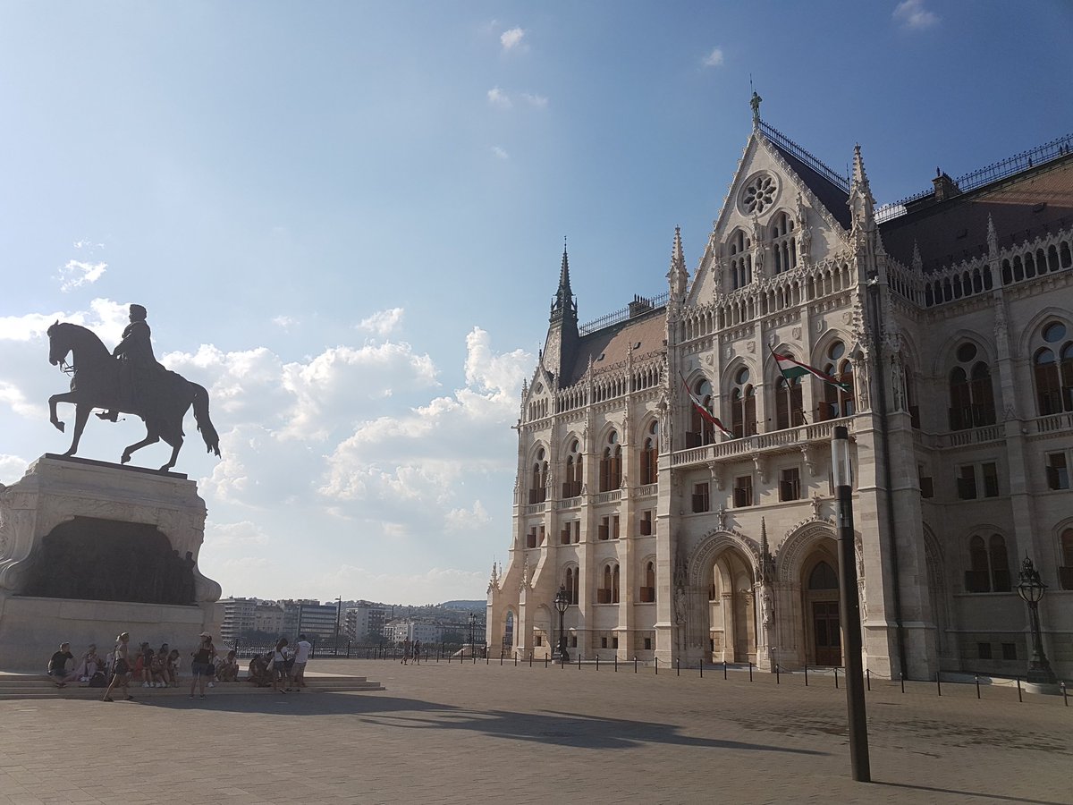 CastelRaid36's tweet image. Jour 17 : Hongrie 🇭🇺
Après plus de 5h de route, nous avons décidé de passer toute la journée à Budapest, capitale de la Hongrie
