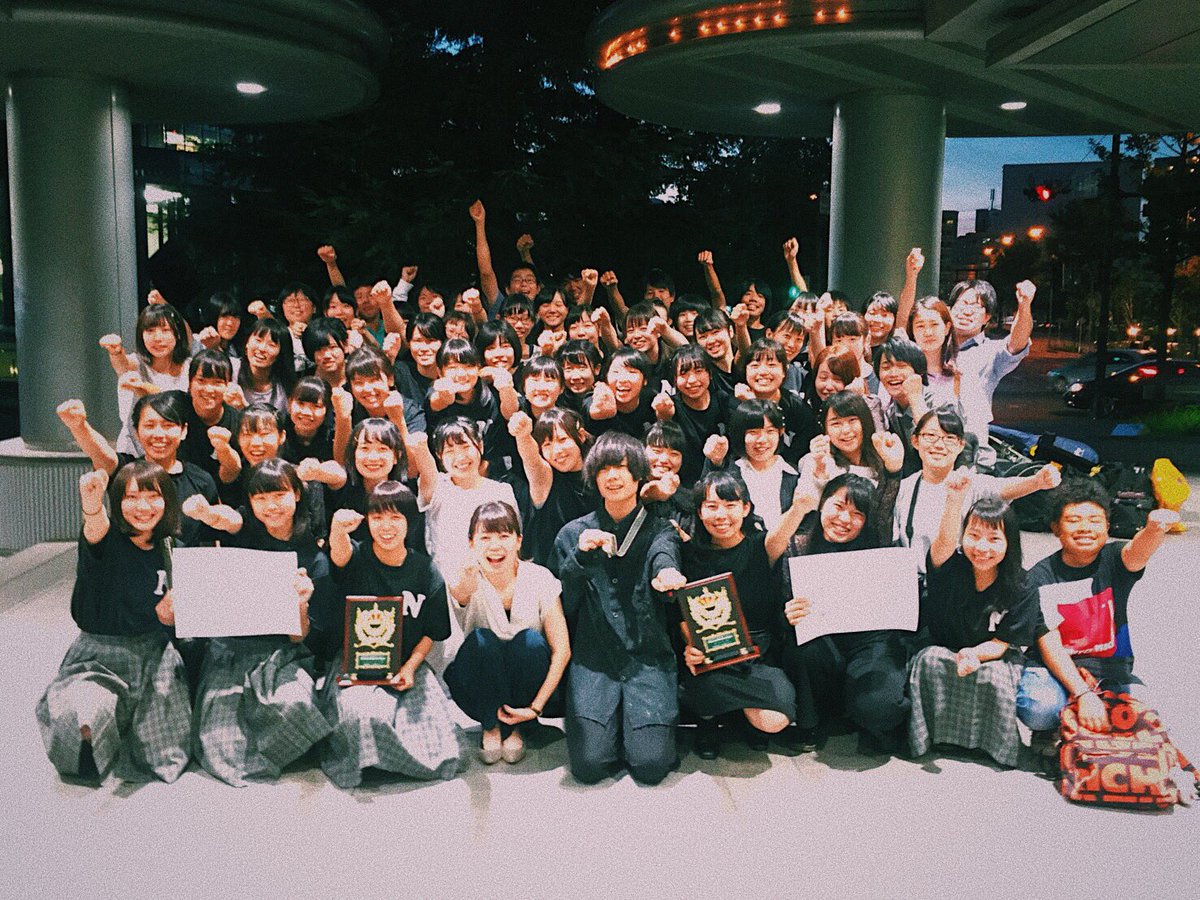 _gaseri_'s tweet photo. ありがとうでいっぱい！！
軽音部が大好きや！！

去年と一昨年2年連続でグランプリ行ってて、自分らが行けへんかったらどうしようとか、色々考えちゃうこともあったけど
演奏隊の皆とポンポンの応援があったから頑張れました、皆ありがとう😭
先輩も先生も大好きすぎて😭
ありがとうございました！！ https://t.co/DtOvPmrjB2