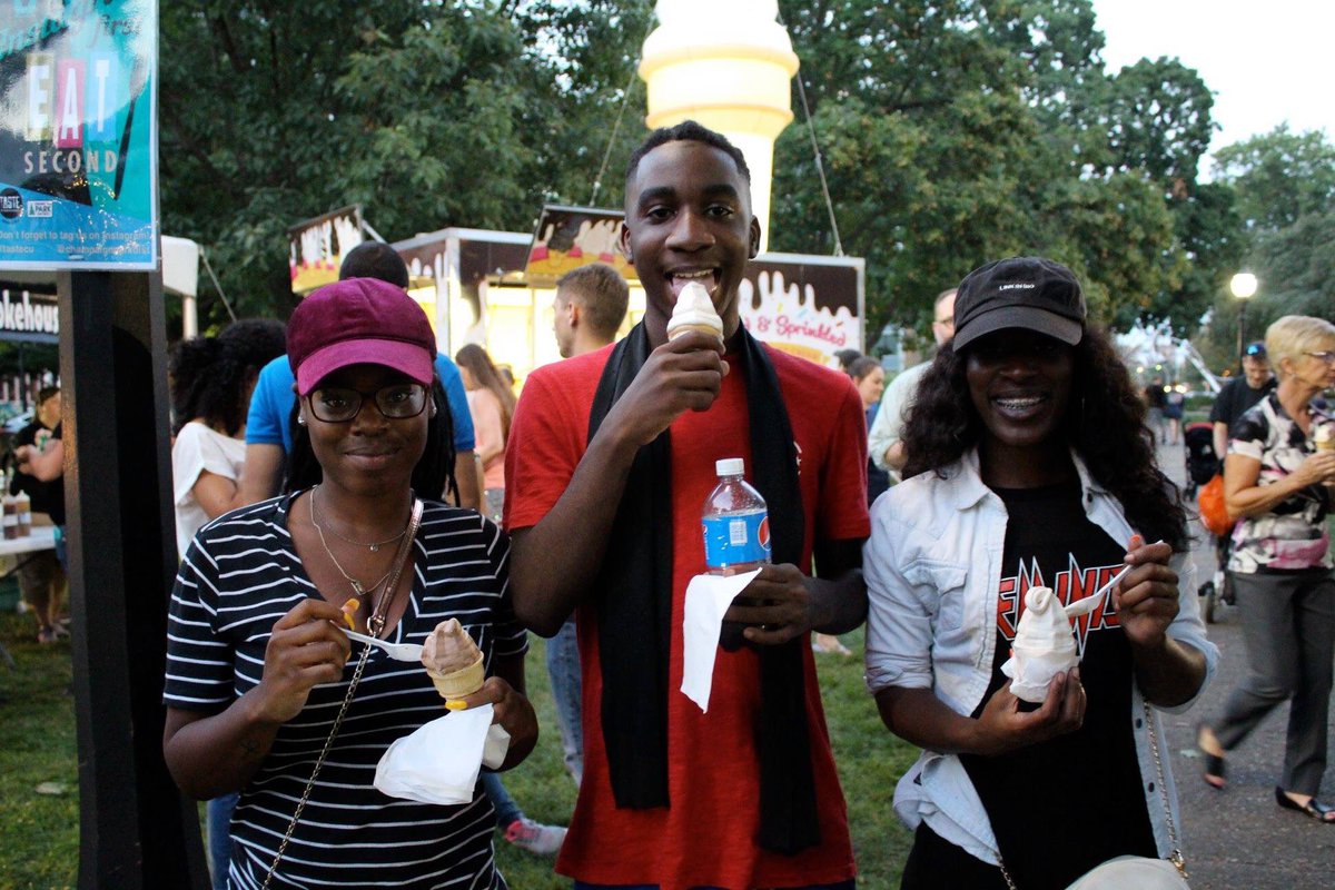 champark's tweet photo. We had a great time with you all yesterday! Food, brews, art, music, family fun and more can all be found again today from 11am-11pm! And don't forget the Pie Run 2018 this morning at 10:30am. Share with #TasteCU and view the map here: https://t.co/ianjxsdH2S https://t.co/NfLKnO1wp7