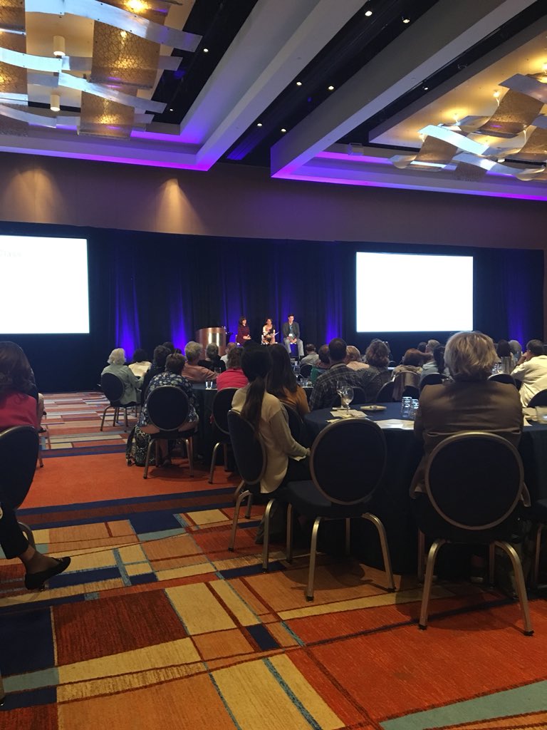 Ramonah627's tweet photo. Boston Scientific talk at the Hilton! https://t.co/rSoprFAKd3