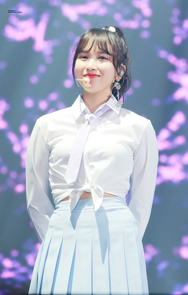 OLAM2324's tweet photo. 180818 THAILAND CONCERT
#TWICE #MINA #트와이스 #미나 https://t.co/Qb7GG1XwfJ