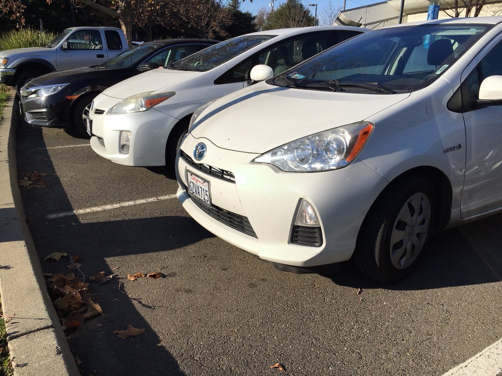 MarkIdeaJones's tweet photo. 0745 urban #haiku: The Prius twins know / to stay well back from the curb / to avoid damage. . . . mark@ https://t.co/Z54TfBo87y https://t.co/HRJU9Qwhgn