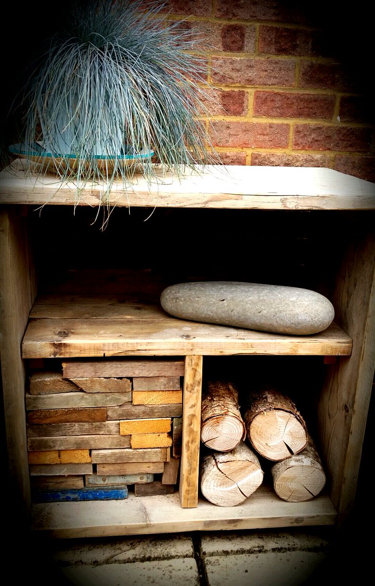 uraplank's tweet photo. All made from #recycled  #wood https://t.co/f4VDDe82o1