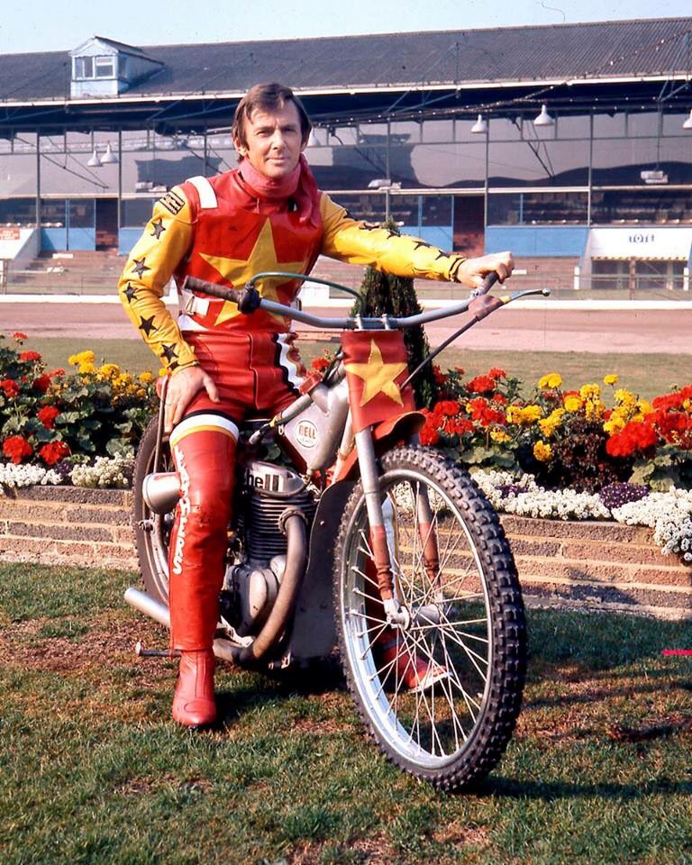 thebhouymartin's tweet photo. R.I.P. Ronnie Moore #DonsLegend https://t.co/qQw8XEv5Xz