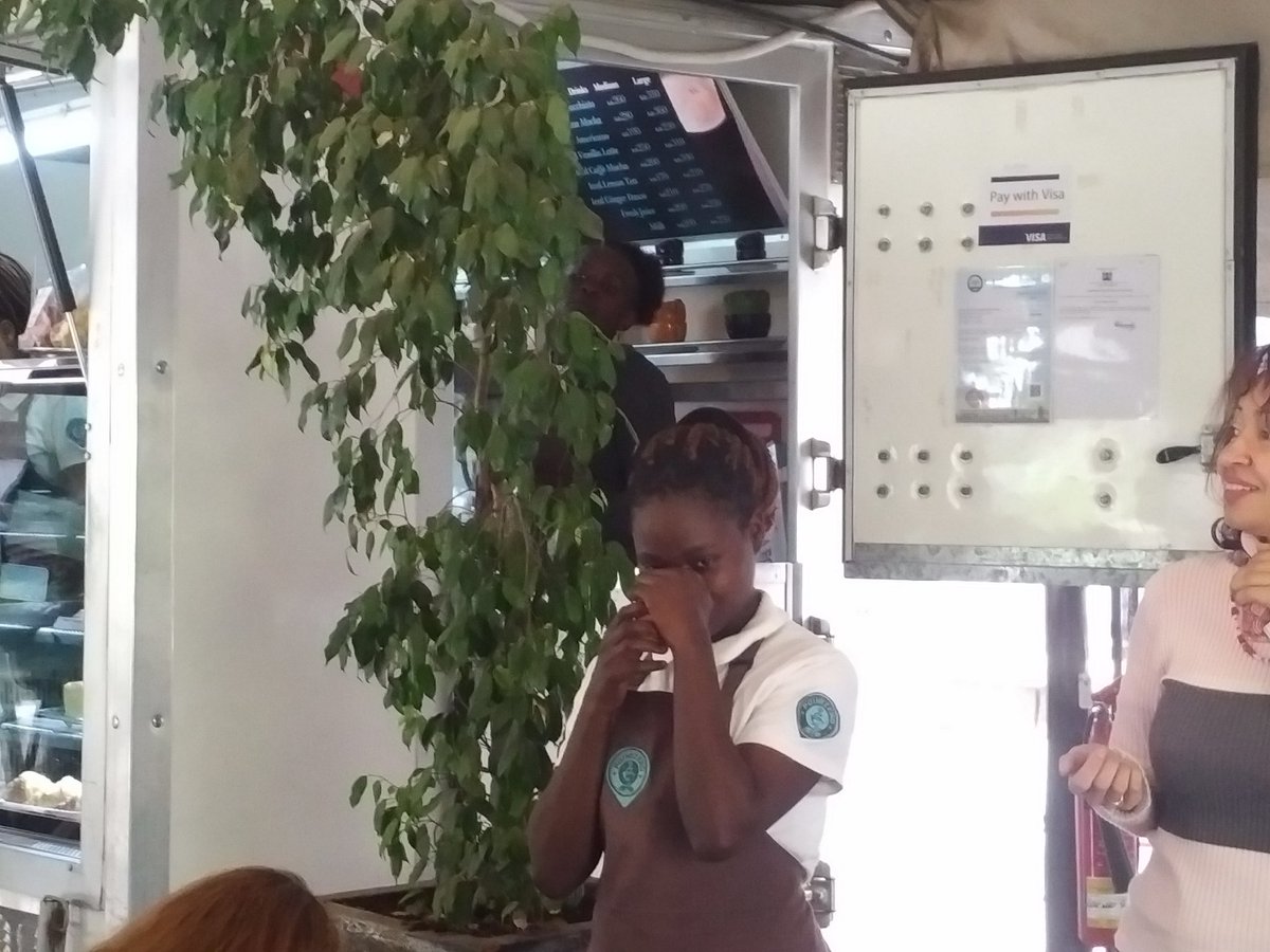 pzbookcafe's tweet photo. @pointzerocoffee The @pointzerocoffee team leading us through tasting and discussing the robust Masaba coffee (origin,.Mt. Elgin, Uganda). Robusta blended with Arabica. Smell reminds us of chocolate, taste of citrus. https://t.co/c9LnBddMxq