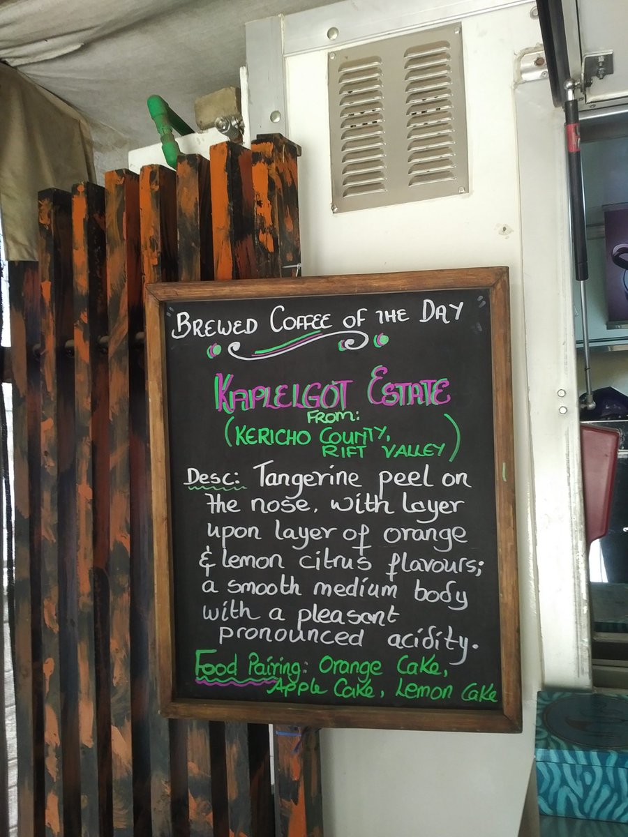 pzbookcafe's tweet photo. @pointzerocoffee We're contrasting the Ugandan Masaba (on the right) with a Kenyan coffee. We can smell, taste and see the difference. @pointzerocoffee https://t.co/mlL2g8lDYL