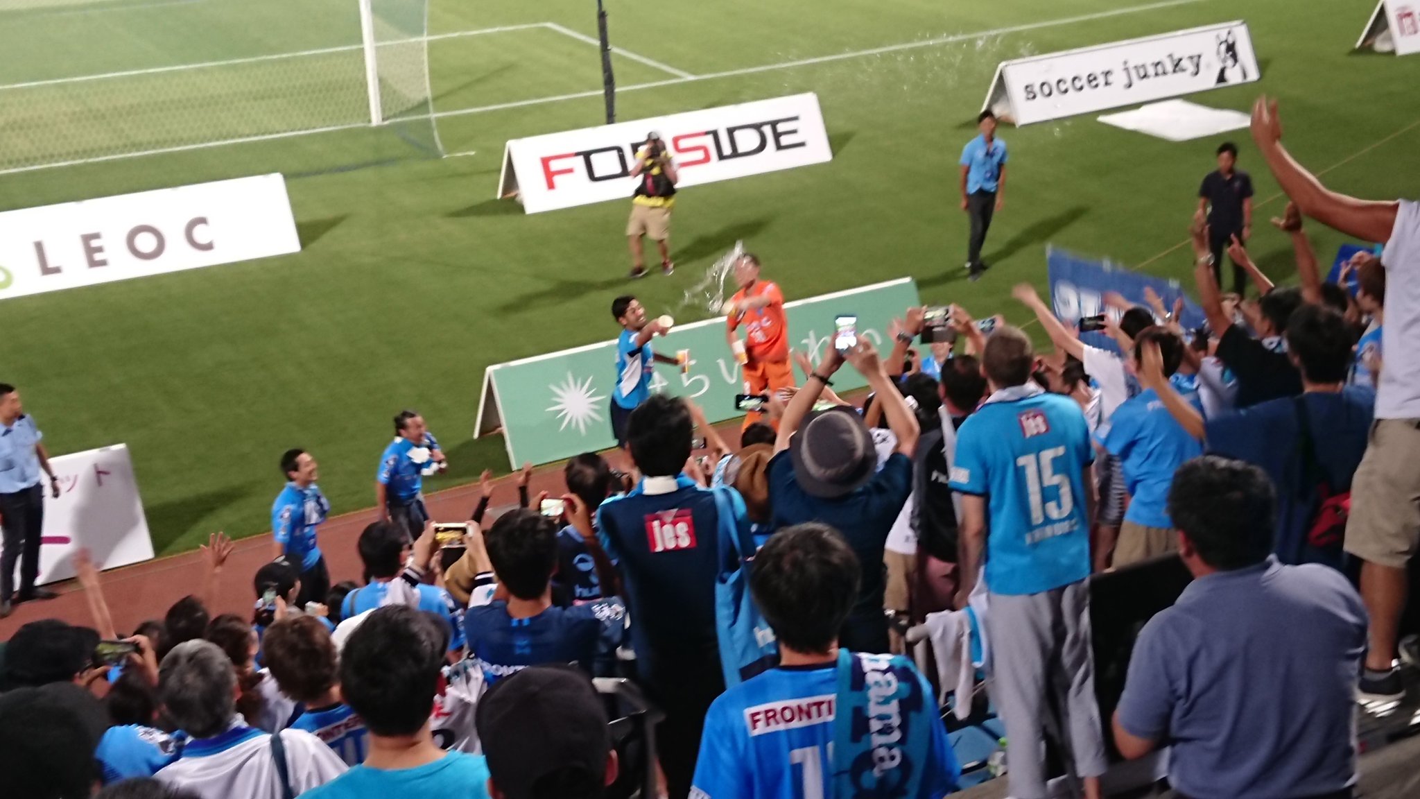 To M ナベカズさんのプロ初ゴールで勝ったで Yokohamafc T Co Tre8yirdlv Twitter
