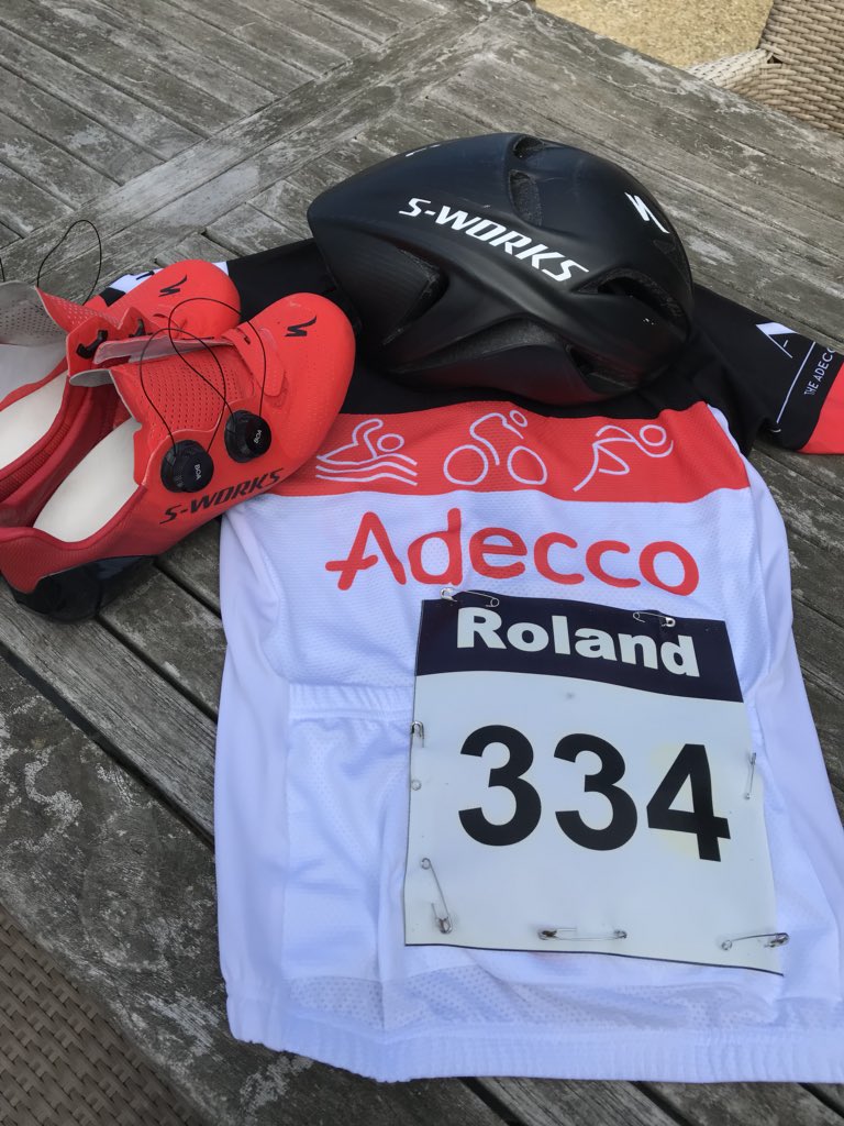 filipdepooter's tweet photo. There’s no secret formula in achieving goals at the TT #gproland but disciplined training and an excellent @coachvdb for my #roadtolanzarote for #Win4Youth @kvgodtsenhoven @KrisMatthijs #4bikes @iamspecialized https://t.co/lfh1ZQ10lW