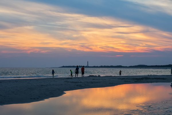 "Rainbow Reflections" by Laura Thistle bit.ly/2OKW5Vv