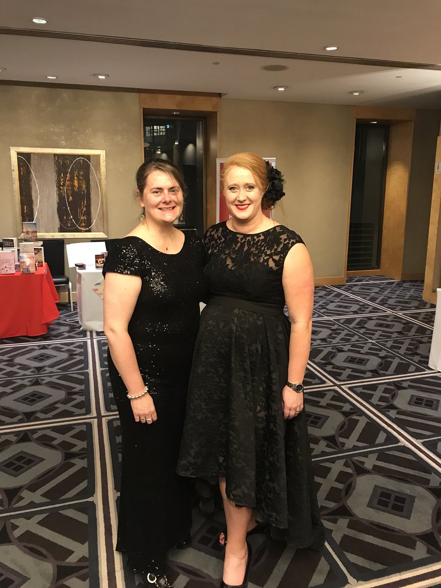 lsimpsonauthor's tweet photo. Feeling amazing in our party frocks at the Romance Writers of Australia gala, thanks @glamcornerau #romance #amwritingromance #authorlife #sofitel #sydney #killingit #bumpfriendly @that_rachael https://t.co/RHLKJrdSlr