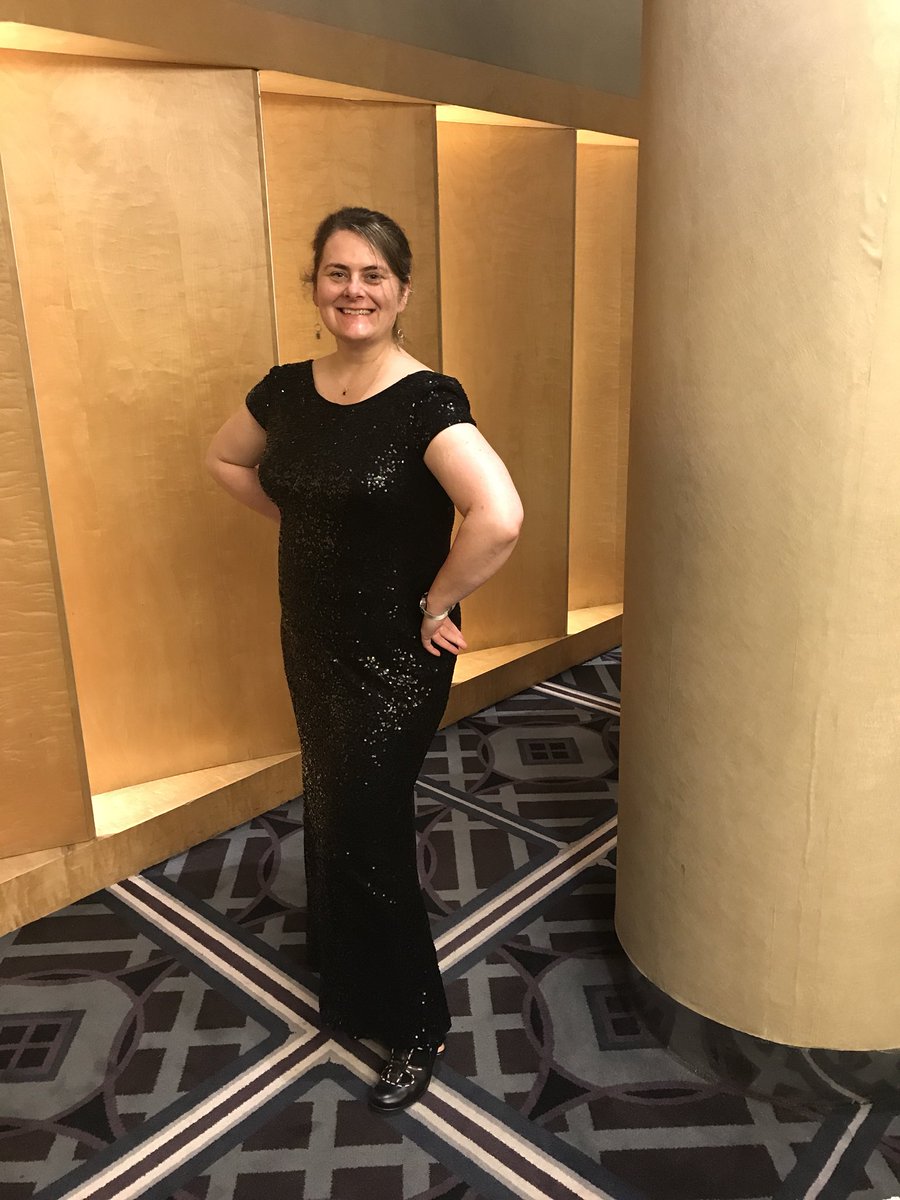 lsimpsonauthor's tweet photo. Feeling amazing in our party frocks at the Romance Writers of Australia gala, thanks @glamcornerau #romance #amwritingromance #authorlife #sofitel #sydney #killingit #bumpfriendly @that_rachael https://t.co/RHLKJrdSlr