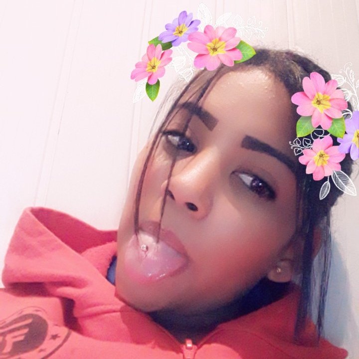 Mihgomes15's tweet photo. Ser bonita não interessa. Seja interessante!😘💅❤ https://t.co/Cl0EohQ2oX