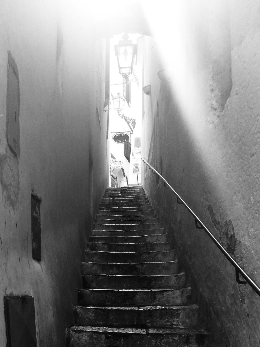 drlm_than's tweet photo. Black and white photos of Southern Italy #amalficoast #sorrento #photography #Blackandwhitephotos https://t.co/tWKSh97KSg