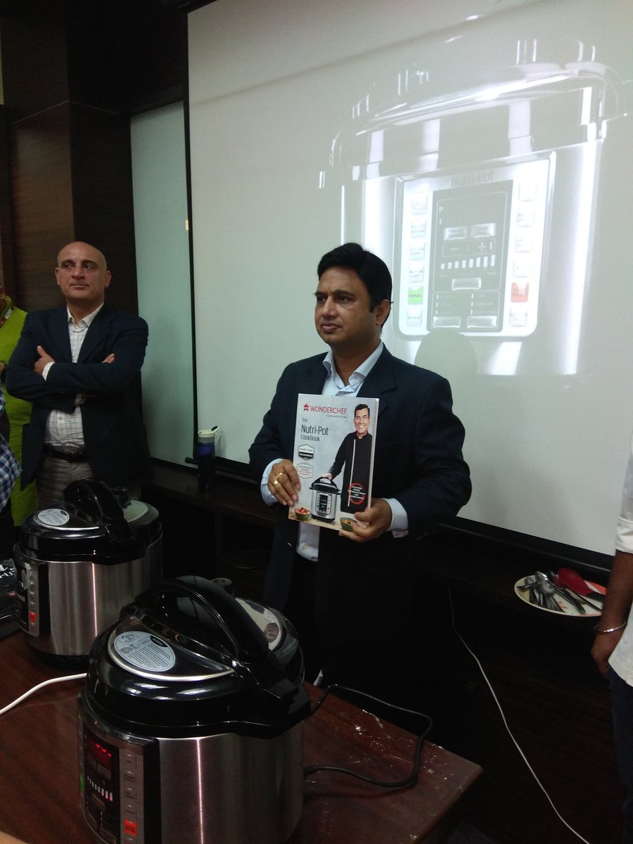 It's amazing to know that we are getting our chef's own recipe book with Nutri-Pot. That's simply wow! #wonderchef #wonderchefindia #wondercheflive #wonderchefcookware #wonderchefnutripot #nutripot #kitchenrobot #healthycooking #touchabutton  #nutripot2018 #instacooking