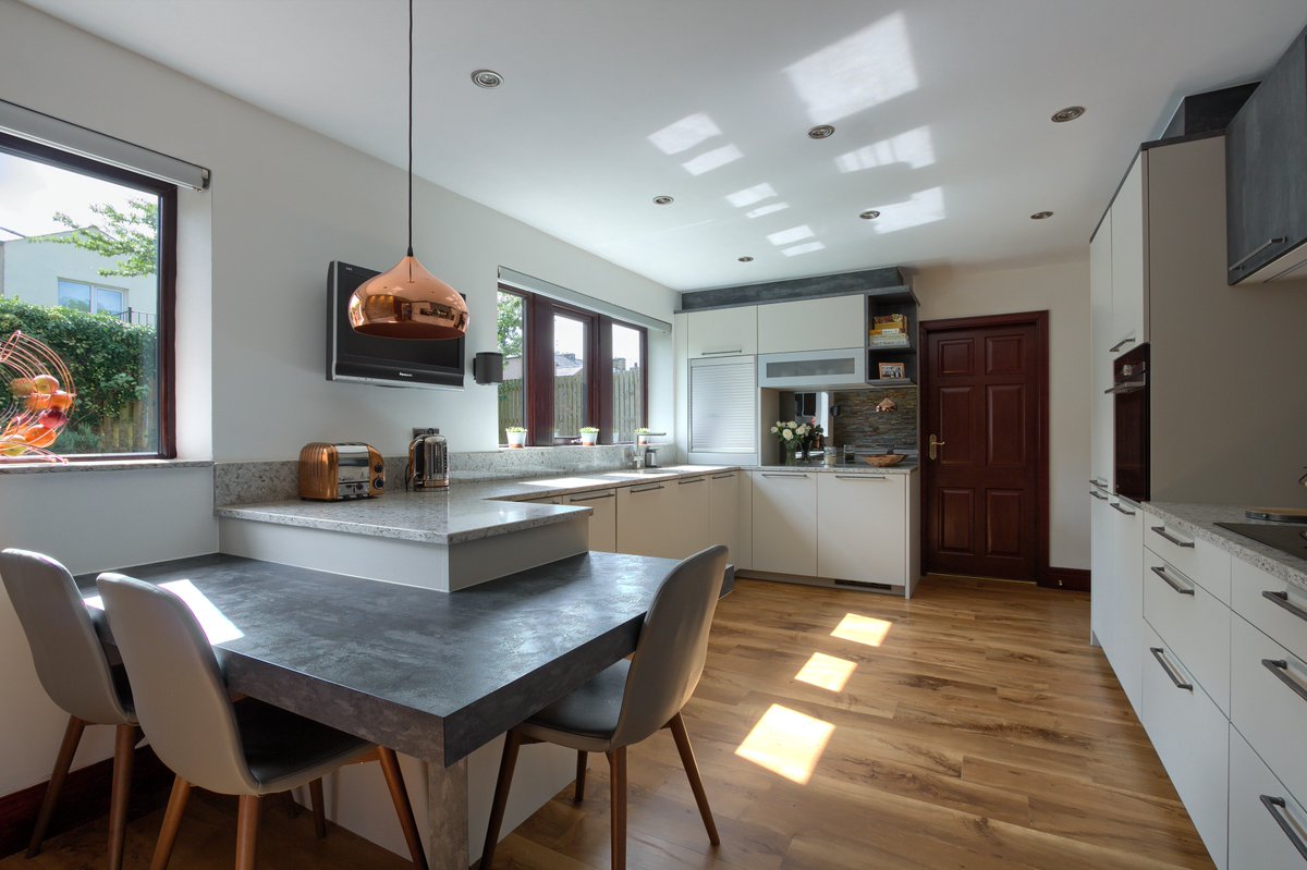 We just love this #kitchen that we designed and installed for one our #RibbleValley customers. Thinking about a new #kitchen, #bedroom or #bathroom? 

homeimprovementstudio.co.uk