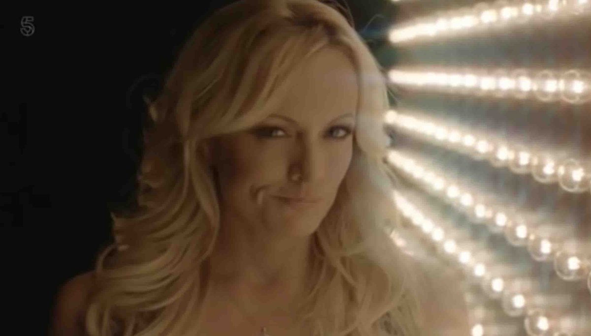 TCG_BigBro's tweet photo. Celebrity Big Brother 2018: Stormy Daniels entrance VT leaks https://t.co/fe4sNzmvZU #CBB https://t.co/FOSYYUjG01