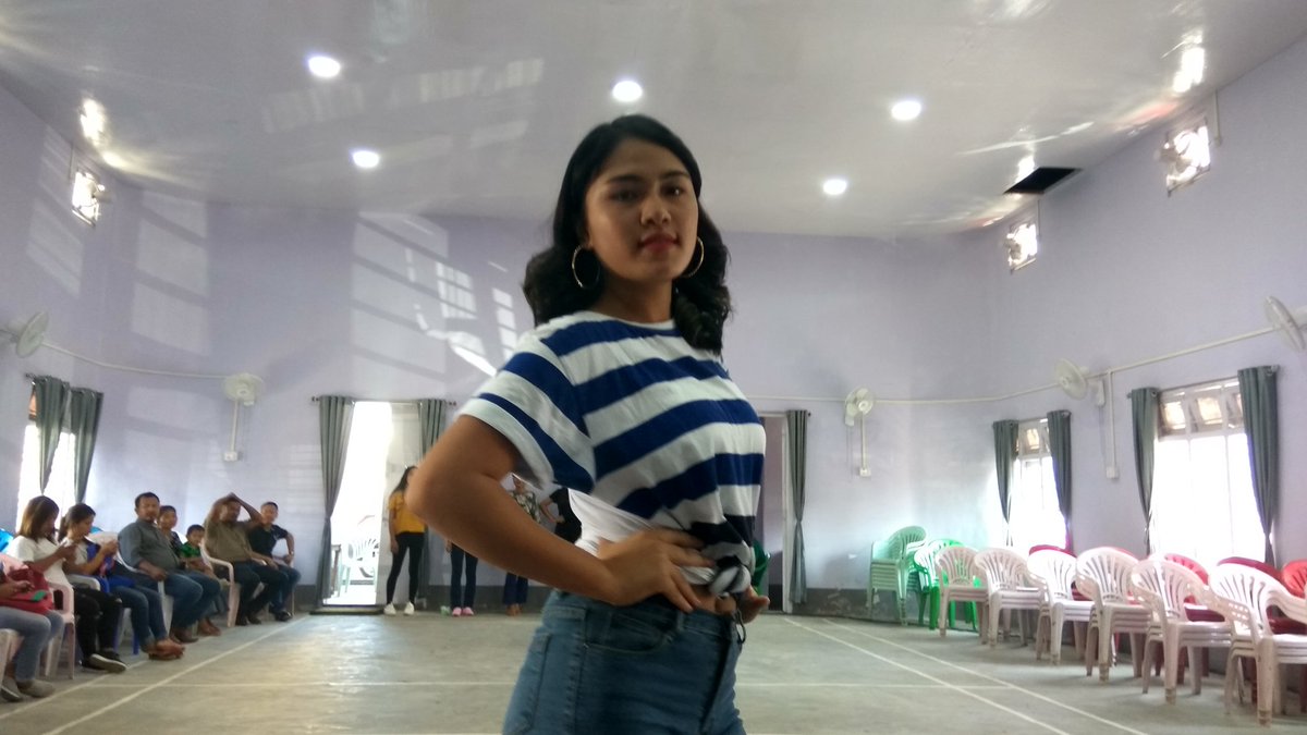 GinGangte's tweet photo. #Manipur: Day One screening for the coveted Manipur Pineapple Queen 2018 ended successfully.
The next screening will be held at #KukiInn #Imphal on #Aug22 (Wednesday) from 10 AM onwards. For details, contact 7005573861 / 8787351593 #BeautyForGrassrootsDev #CelebratingPineapple https://t.co/X2CYGPfAlX