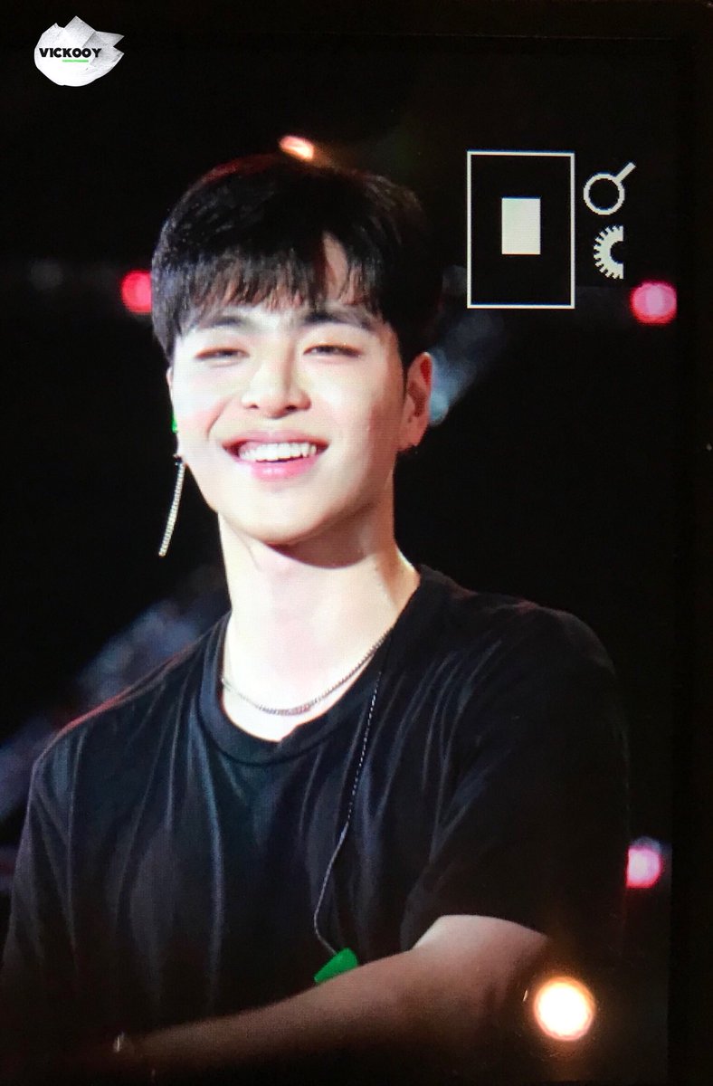 Vickooy0331's tweet photo. 180818

구미소😆

#아이콘 #iKON #구준회 https://t.co/OJY7WbIkgF