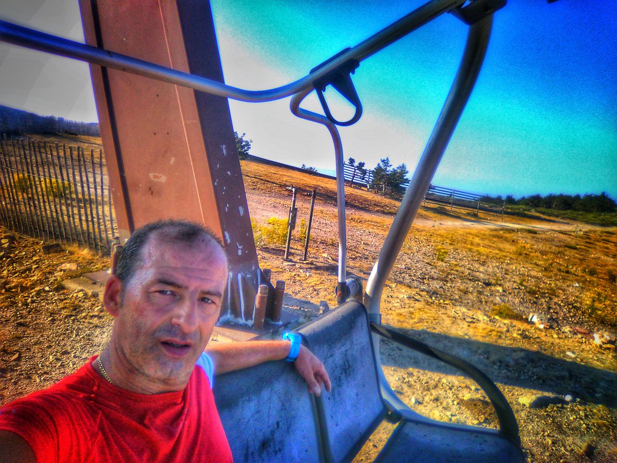 ratongil7's tweet image. Balcón con vistas
#sierradeguadarrama #trail #7picos
#suunto #newbalance