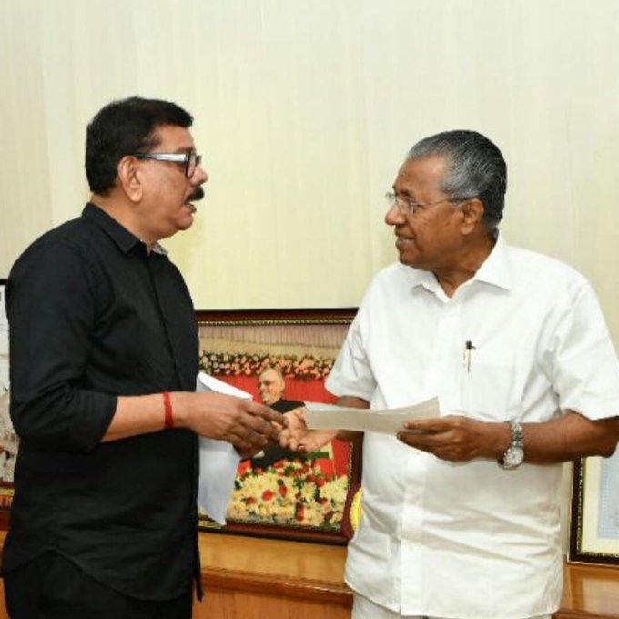 View image on Twitter