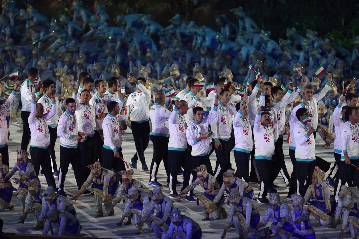 Olympic_ir's tweet photo. افتتاحیه بازی‌های #آسیایی_جاکارتا 

«یک ایران🇮🇷، یک صدا»

@asiangames2018  #AsianGames2018 #IRAN https://t.co/kDcBkZam1I