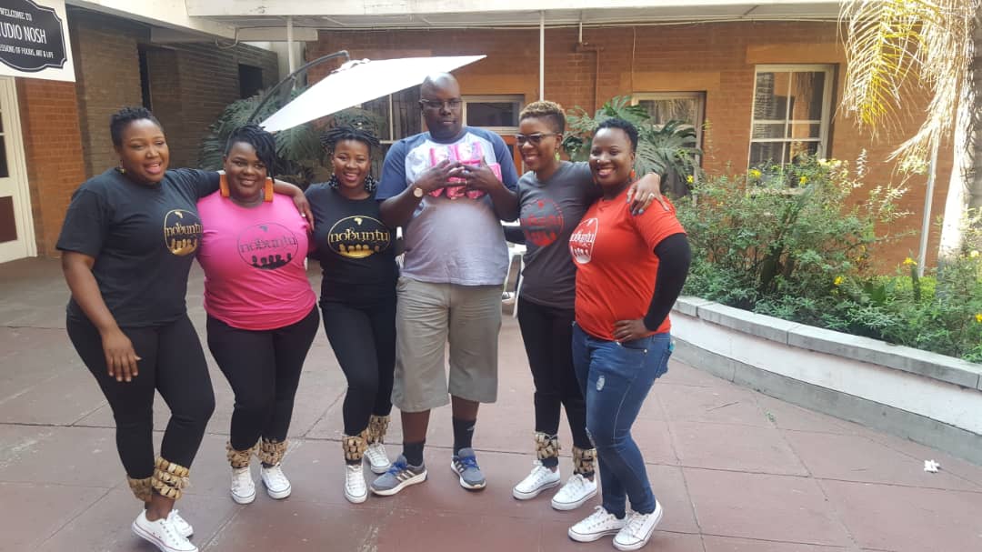 CulxureMag's tweet photo. Then Boom!!!!! chief of #NdebeleTwitter @qhube2003 as he promised has landed for the #NobuntuPadBankShow with his pads. This is awesome.
@Zwie_
@BYOgallery
#CulxureZw https://t.co/R7dXgAu34c