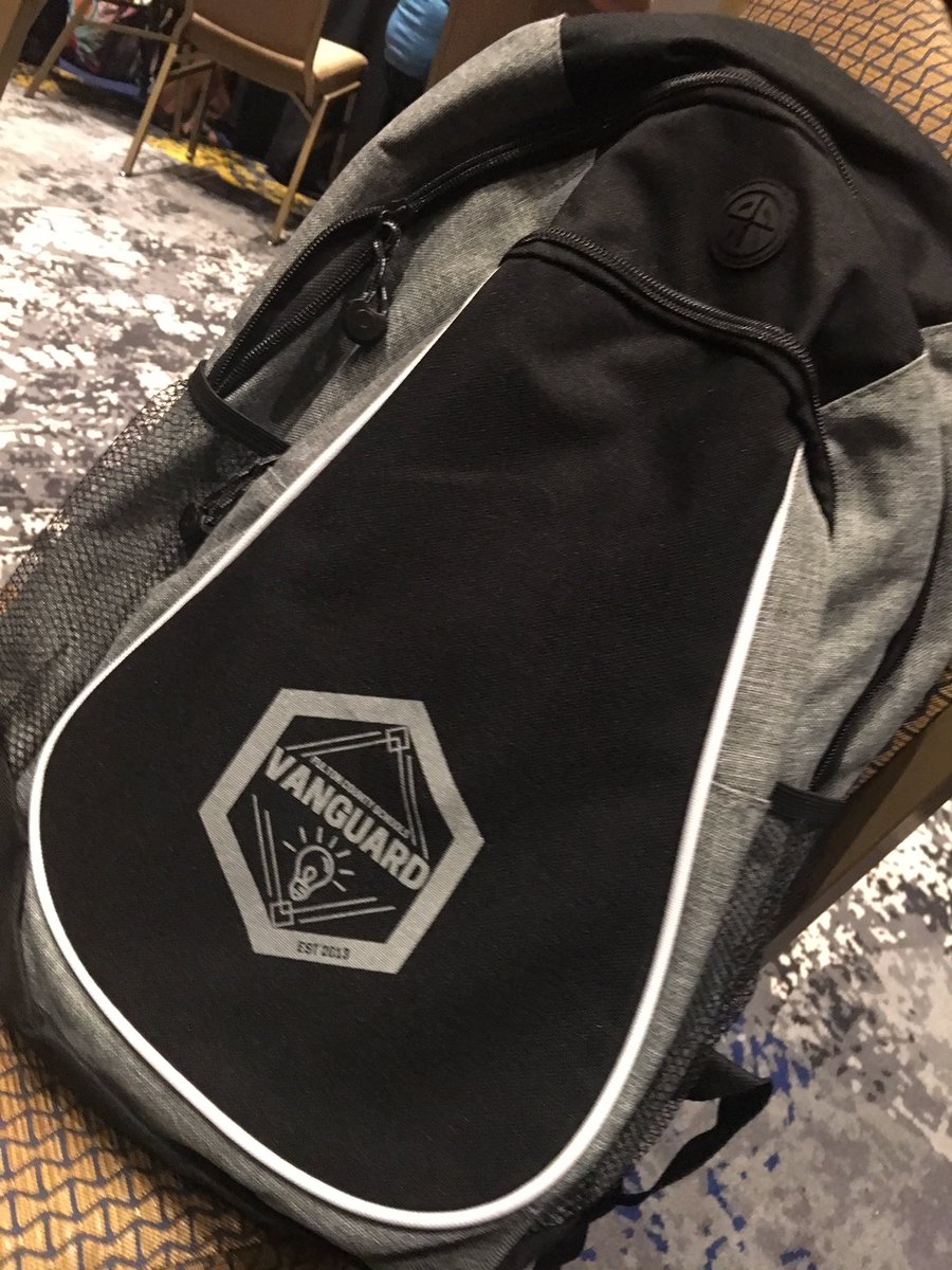 brainywizards's tweet photo. Up early to hang with my tech folks...great day of learning, fun and the #Swag is crazy. #fcsvanguard #vanpoints @FCSVanguard #MIEE @PlayCraftLearn @ClassLink @breakoutEDU #brainywizards #Winning https://t.co/6vIhl3RiZl
